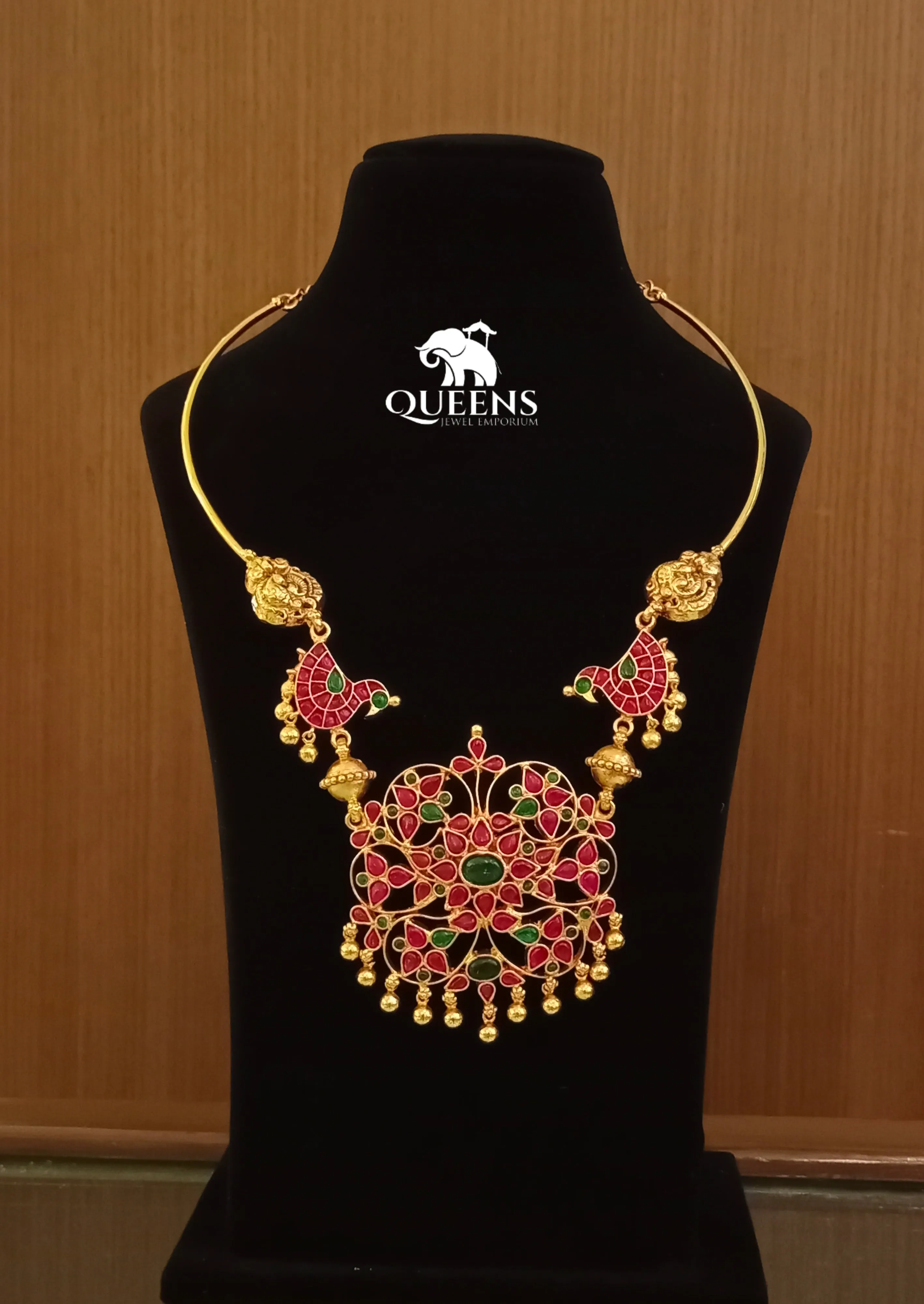 ABINAYA KANTI NECKLACE