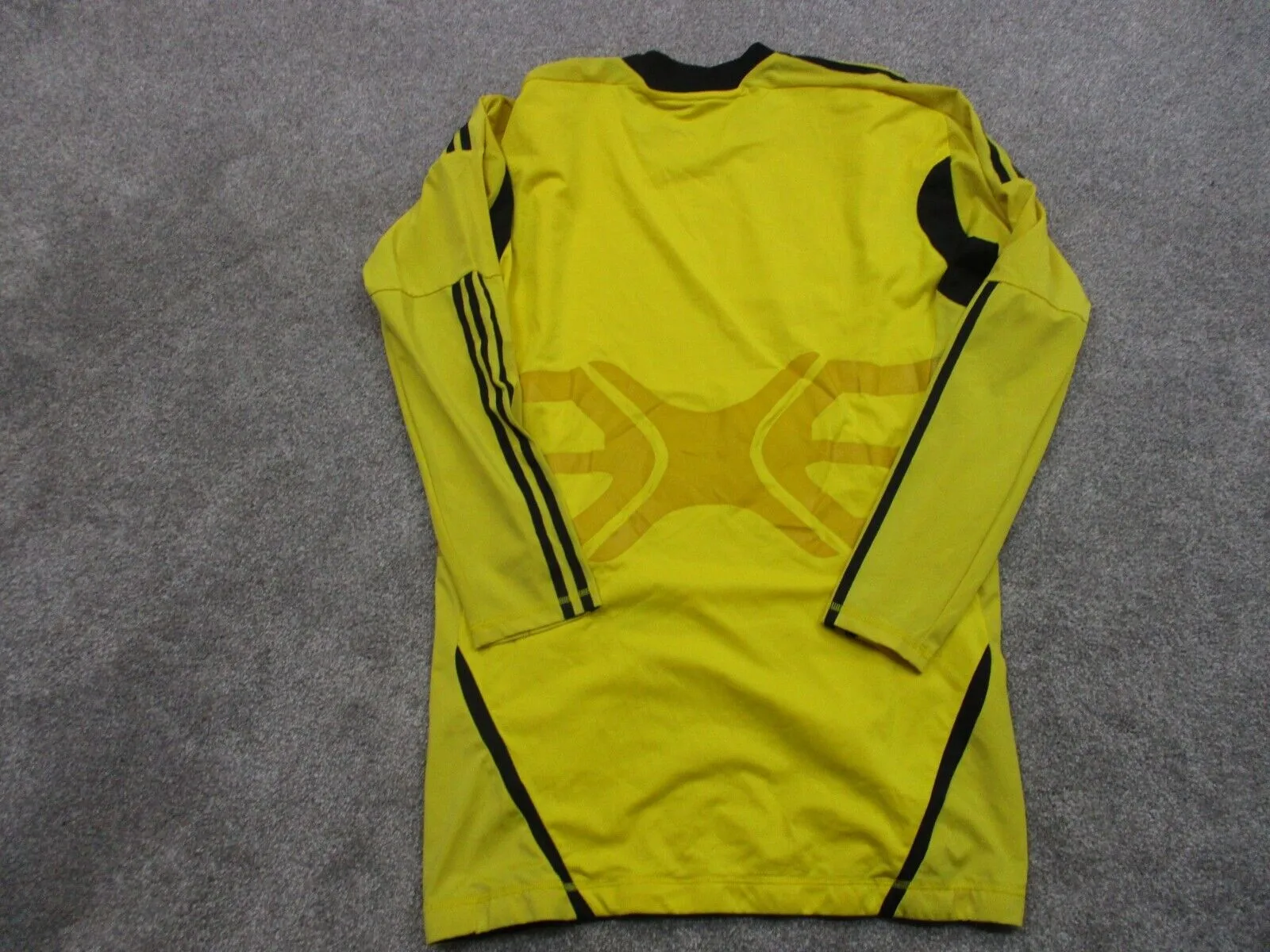 Adidas 3 Striped Sports T-Shirt Men's Size 12 Yellow Long Sleeves ClimAcool