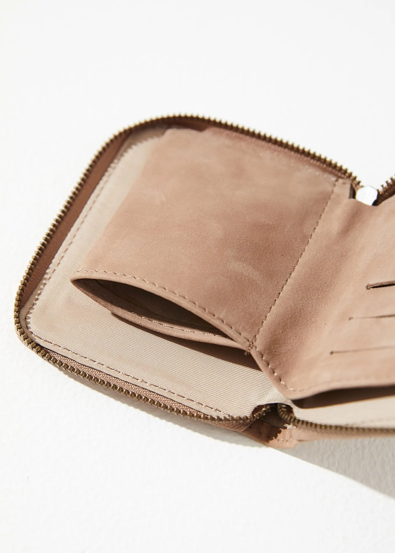 Afends Unisex Stash - Leather Wallet - Macadamia