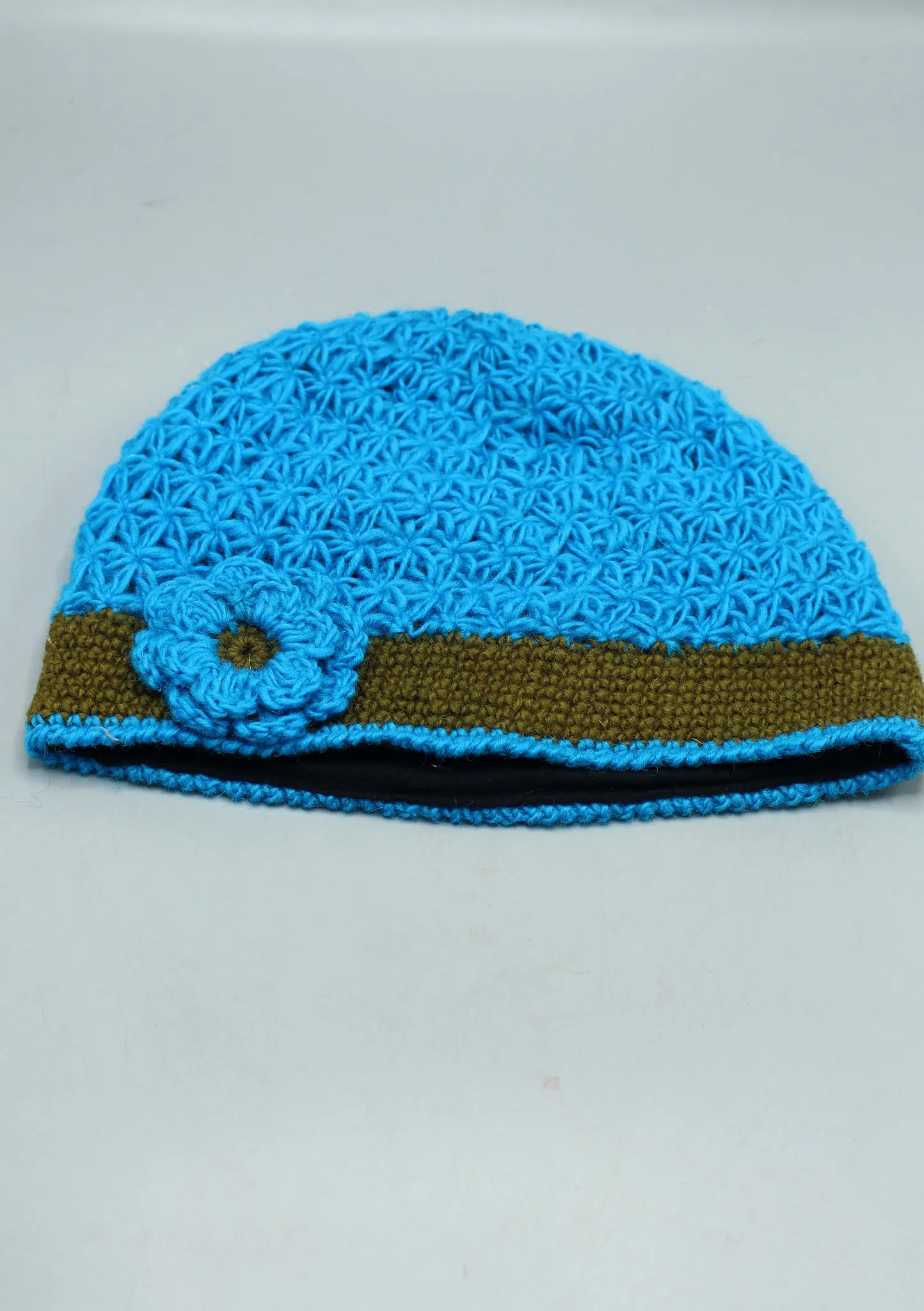 Blue Border Flower Attached beige Warm & Soft Crocheted Woolen Beanie