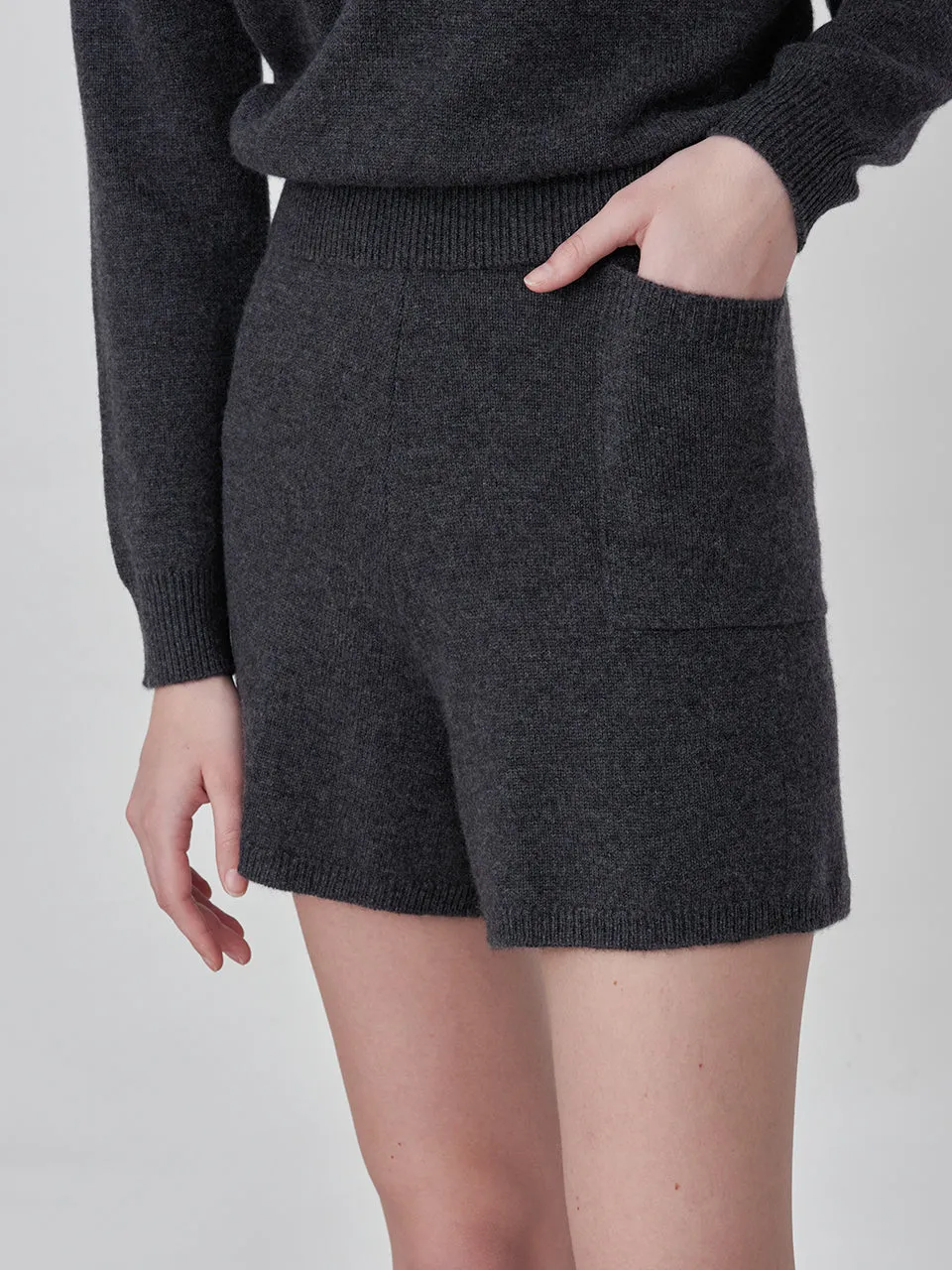 Cashmere Shorts_Graphite