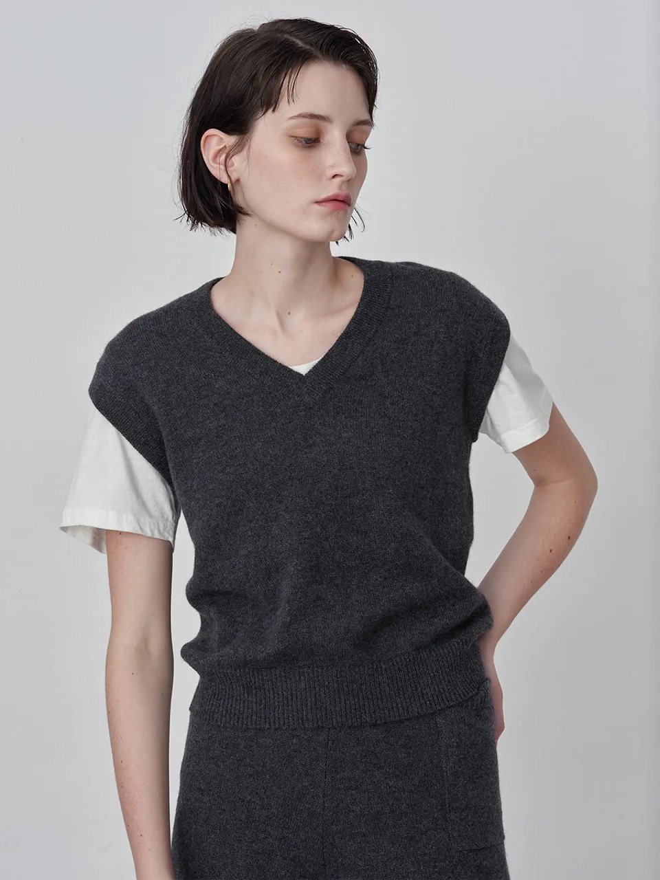 Detachable Sleeve Top_Graphite