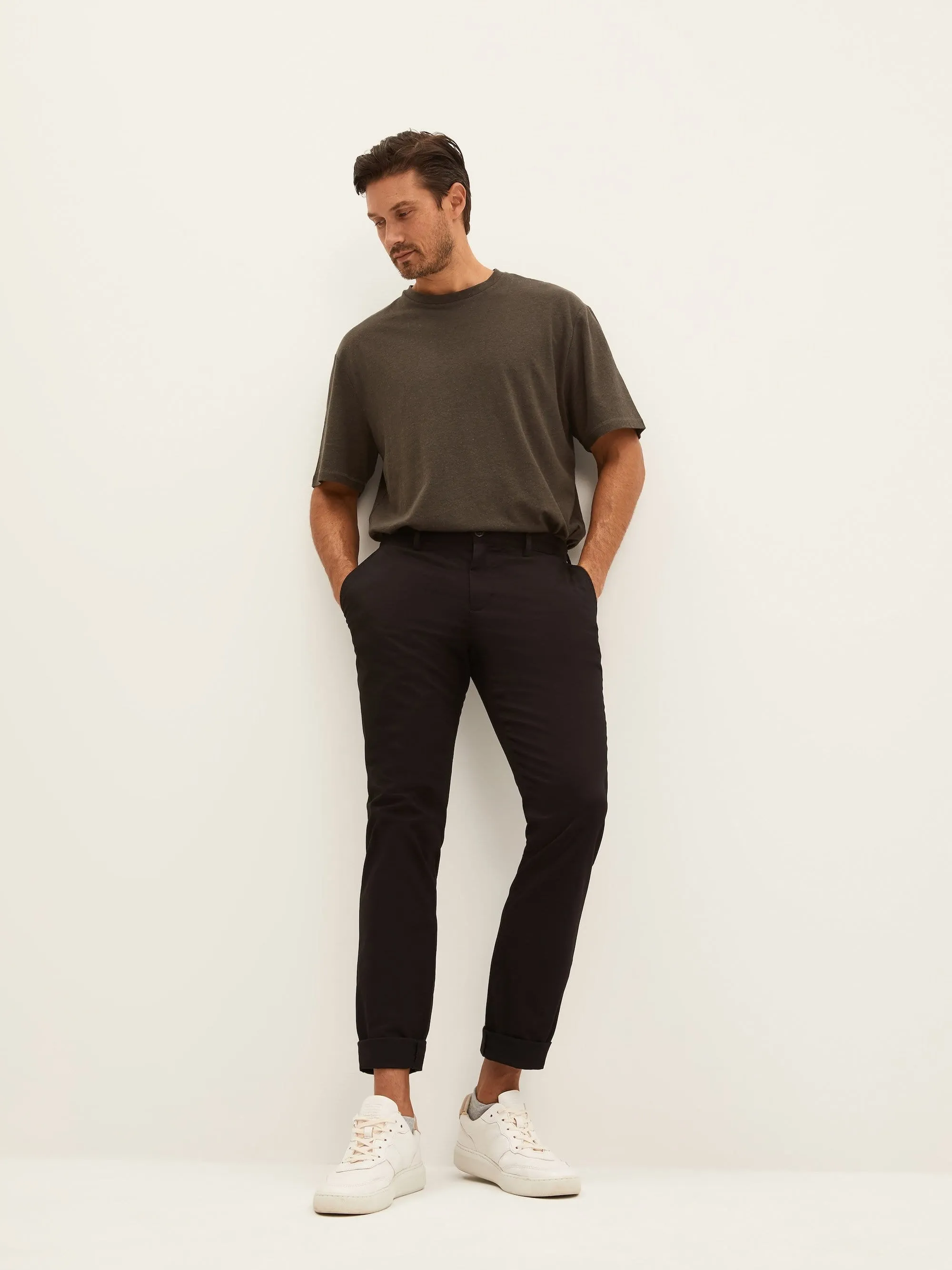 The Brunswick Slim Chino Pant in Black